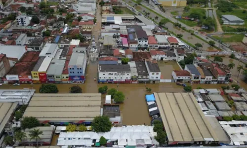 
				
					Vítimas dos alagamentos no sul da Bahia revelam que não receberam auxílio da Chesf
				
				