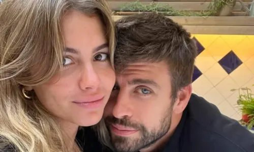 
				
					Namorada de Piqué é internada com crises de ansiedade após polêmicas com Shakira
				
				