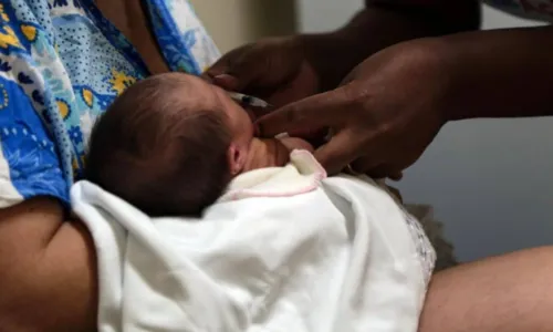 
				
					Por falta de doses, vacinação contra Covid-19 é suspensa para menores de 3 anos em Salvador
				
				
