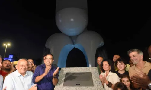 
				
					Monumento de Mário Cravo Júnior destruído por incêndio é reinaugurado em Salvador
				
				