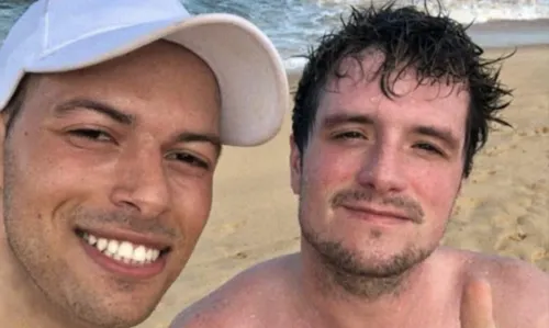 
				
					Astro de ‘Jogos Vorazes’, Josh Hutcherson joga vôlei em praia baiana com fã: 'Surtando muito'
				
				