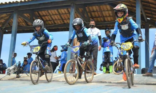 
				
					Sudesb oferece 1900 vagas para projetos esportivos gratuitos em Salvador; saiba detalhes
				
				