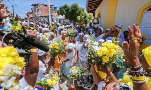 
				
					Devotos prestam homenagens a Bom Jesus dos Navegantes na Lavagem de Jauá
				
				