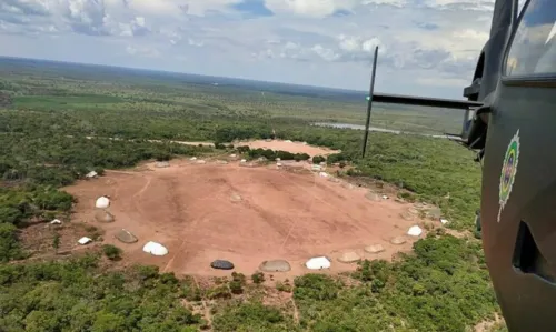 
				
					Governo revoga norma sobre exploração madeireira em terras indígenas
				
				