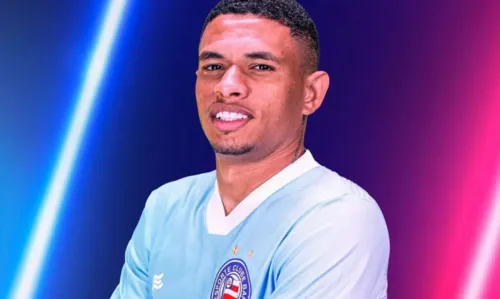 
				
					Bahia anuncia Diego Rosa, em definitivo do Manchester City
				
				