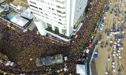 
				
					Confederação do Comércio projeta carnaval de 2023 menos rentável do que no pré-pandemia
				
				