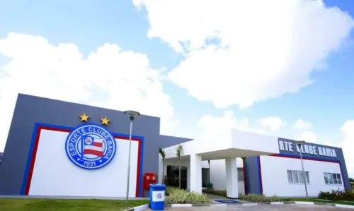 
				
					Bahia oficializa saída de 16 jogadores antes do início da temporada
				
				