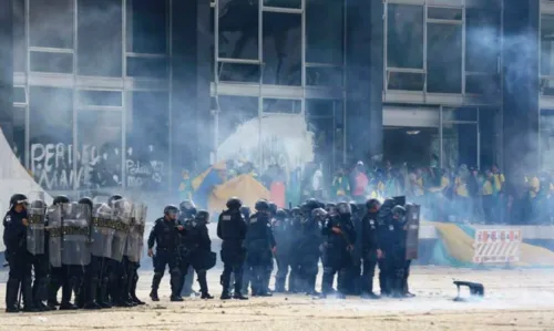 
				
					Moraes proíbe a entrada de ônibus com manifestantes no DF
				
				