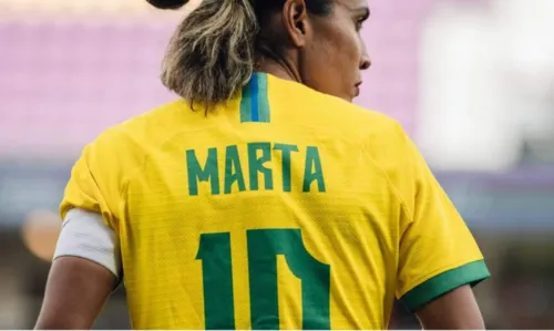 
				
					Com retorno de Marta, Pia convoca Brasil para Torneio She Believes
				
				