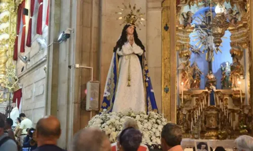 
				
					Festejos de Senhor Bom Jesus dos Navegantes e Nossa Senhora da Boa Viagem marcam 1º dia de 2023
				
				