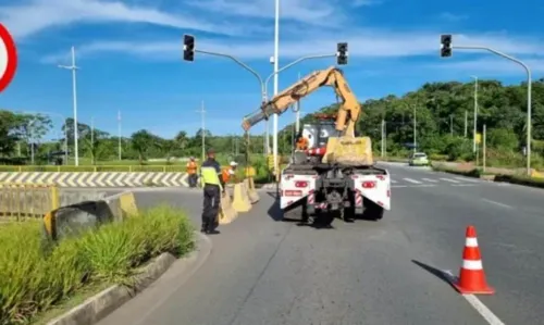 
				
					Retorno da Avenida 29 de março é fechado após ato de vandalismo em semáforo
				
				