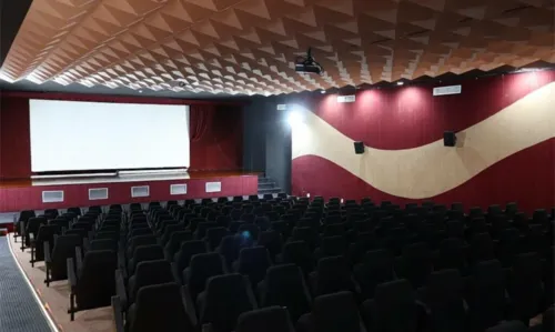 
				
					Sala Walter da Silveira reabre com entrada gratuita nesta quarta (18)
				
				