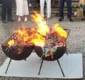
                  Fitinhas do Senhor do Bonfim e pedidos dos fiés são incineradas em ritual em Salvador