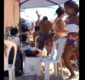 
                  Ludmilla compartilha vídeo de pai agredindo filhas em praia de Salvador: 'Bora fazer alguma coisa'