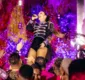 
                  Nos braços dos fãs, Ivete Sangalo celebra retorno do Carnaval com lançamento do EP 'Chega Mais'