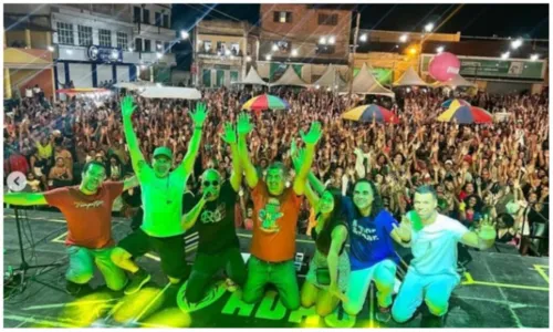 
				
					Banda Adão Negro tem pertences furtados ao fazer show no carnaval de Salvador
				
				