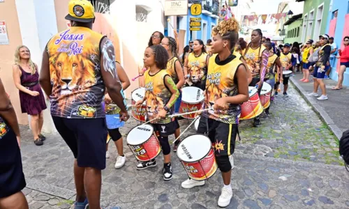 
				
					Fotos: confira o terceiro dia do carnaval no circuito Batatinha
				
				
