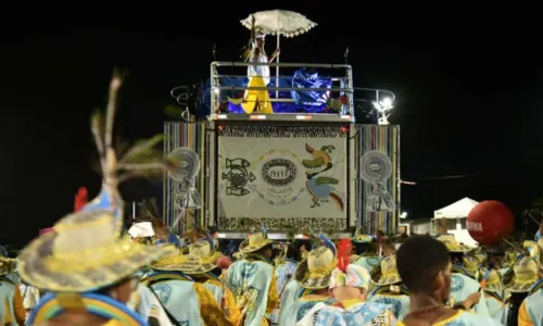 
				
					Cortejo Afro inicia desfile no Circuito Dodô com homenagem ao orixá Logunedé; confira
				
				