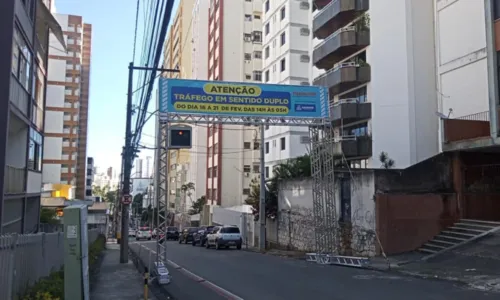 
				
					Trânsito é alterado nas ruas Manoel Barreto e Djalma Ramos para o carnaval; confira mudanças
				
				