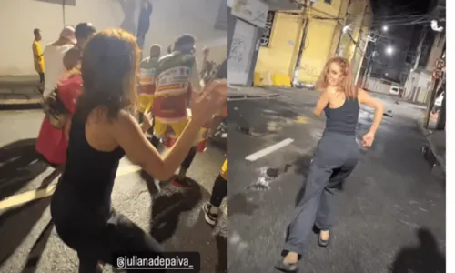 
				
					Anitta leva tombo durante apresentação de Ludmilla em escola de samba; assista
				
				
