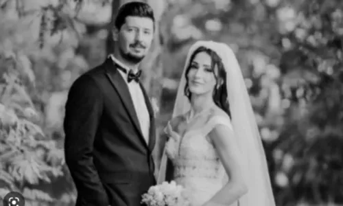 
				
					Casal de jogadores de vôlei morre no terremoto na Turquia
				
				