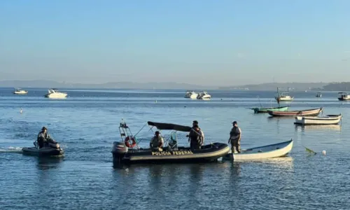 
				
					Polícia Federal faz operação de combate à pesca com uso de explosivos na Baía de Todos-os Santos
				
				