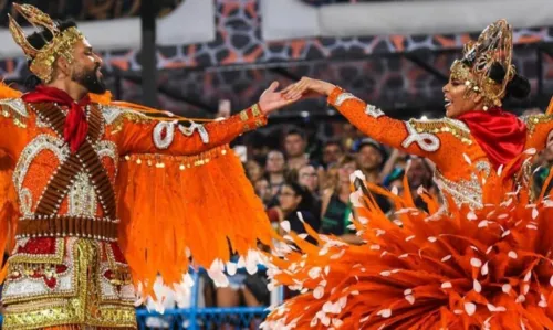 
				
					Saiba detalhes da passagem das escolas campeãs do Carnaval no RJ
				
				