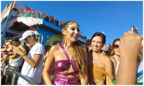 
				
					No trio de Ivete, Patrícia Poeta celebra primeira vez no Carnaval de Salvador
				
				