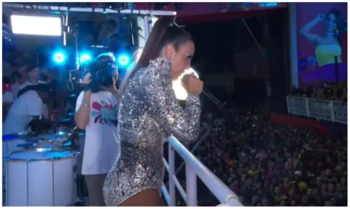 
				
					Ivete brinca com Bruno Reis após Anitta chamá-lo de delícia: 'Você pulou uma fogueira'
				
				