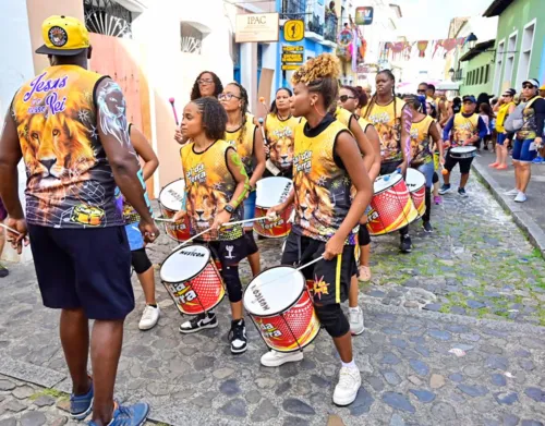 
				
					Fotos: confira o terceiro dia do carnaval no circuito Batatinha
				
				