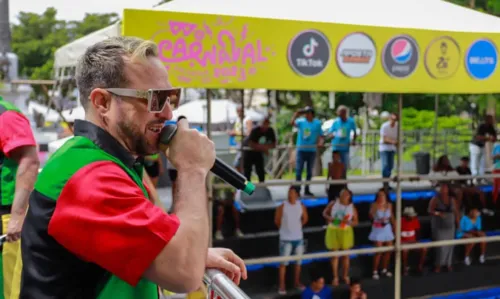 
				
					No último dia de folia baiana, Olodum embala folião pipoca no Circuito Osmar
				
				