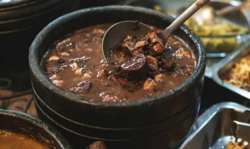 
				
					Dia de Iemanjá: veja lista lugares para comer feijoada no Rio Vermelho
				
				