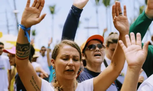 
				
					Bruno Reis cogita possibilidade de circuito gospel no Carnaval de Salvador em 2024: 'Vamos avaliar'
				
				