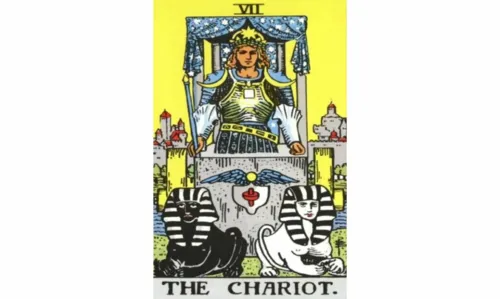 
				
					O Carro: arcano 7 no tarot nos ajuda a encontrar discernimento para percorrer o ano de 2023
				
				