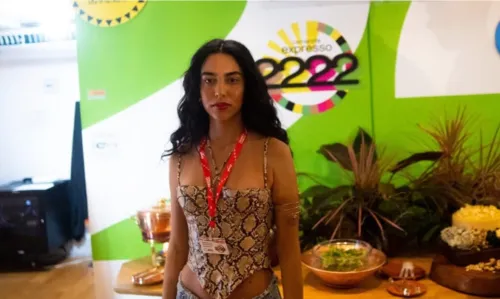 
				
					Marina Sena desembarca em Salvador para curtir último dia do Carnaval e revela: 'Vim turistar'
				
				