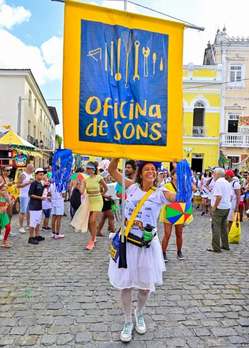 
				
					Fotos: confira o terceiro dia do carnaval no circuito Batatinha
				
				