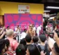 
                  Claudia Leitte faz show surpresa com músicas inéditas no Mercadão de São Paulo