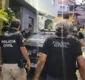 
                  Dois homens e uma mulher são presos durante operação policial contra o tráfico de drogas em Salvador