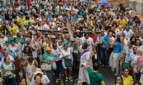 
				
					Mais de 200 mil pessoas são esperadas durante a Caminhada Penitencial de Salvador
				
				